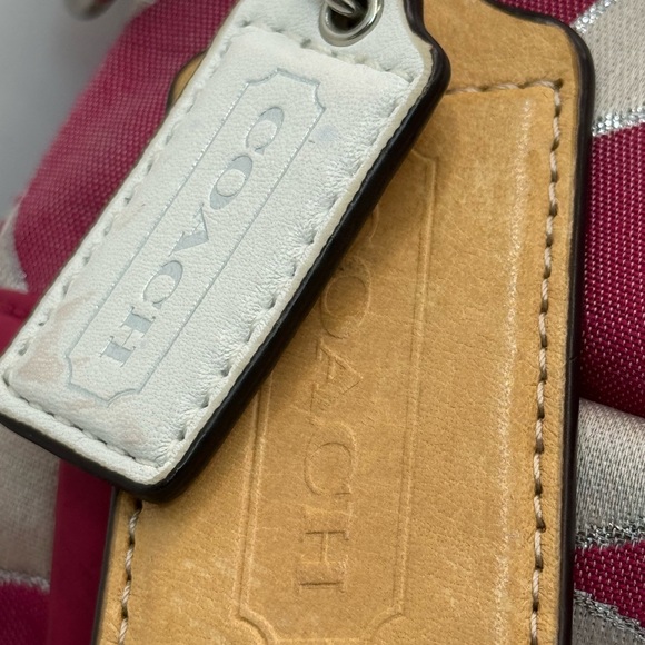 Coach crossbody purse - Picture 2 of 7